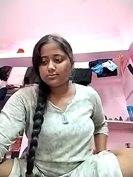 Snapshot of Fun__with__Prity chatting on 09-25-25, 06:00 Fun  with  Prity online show from 09-25-25, 06:00