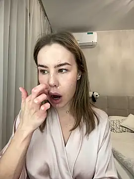 Snapshot of Ashley_Roys chatting on 02-14-26, 03:53 Ashley Roys online show from 02-14-26, 03:53