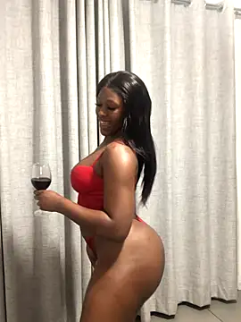 Snapshot of Spicy-Mommy chatting on 09-10-25, 10:21 Spicy-Mommy online show from 09-10-25, 10:21