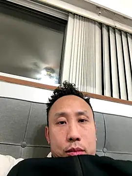 Snapshot of vallent970 chatting on 11-02-25, 08:17 vallent970 online show from 11-02-25, 08:17