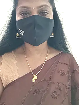 Snapshot of shivani27 chatting on 11-14-25, 08:35 shivani27 online show from 11-14-25, 08:35