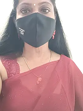 Snapshot of shivani27 chatting on 11-15-25, 09:28 shivani27 online show from 11-15-25, 09:28