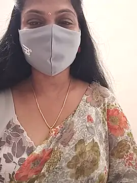 Snapshot of shivani27 chatting on 01-10-26, 09:11 shivani27 online show from 01-10-26, 09:11