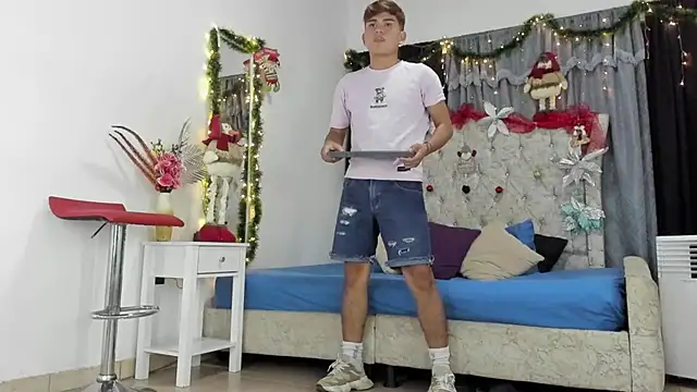 daring sexy boys online show from 11-21-25, 08:29