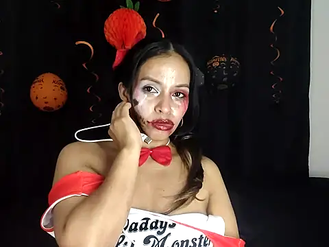 AntonelaMorriz online show from 10-10-25, 07:07