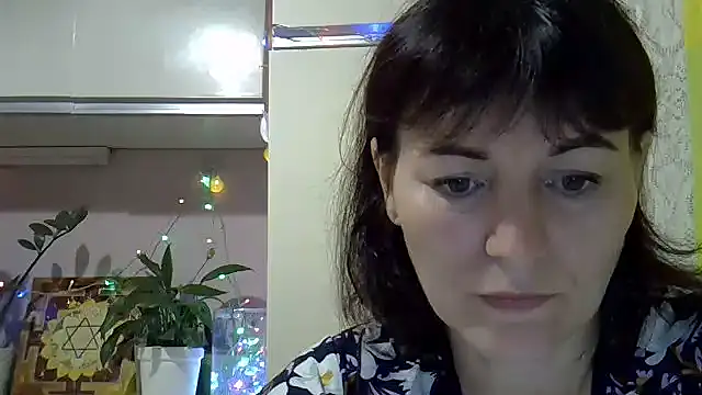 Krystal 82 online show from 09-12-25, 05:46