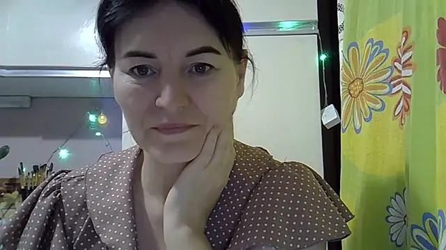 Krystal 82 online show from 10-26-25, 03:29