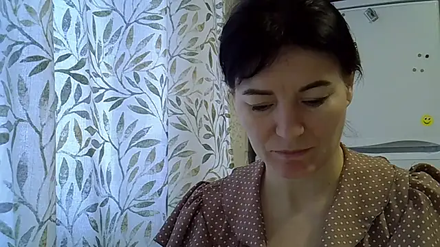 Krystal 82 online show from 12-18-25, 08:31