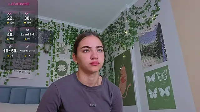 Snapshot of Ashley_Pierce chatting on 11-06-25, 04:13 Ashley Pierce online show from 11-06-25, 04:13