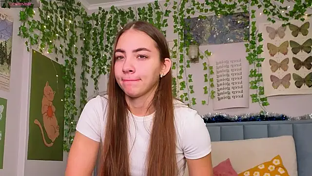 Ashley Pierce online show from 12-18-25, 04:07