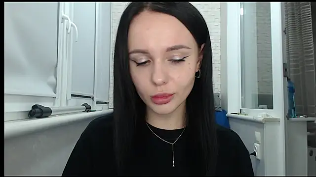 Snapshot of Blair_Yates chatting on 10-15-25, 03:34 Blair Yates online show from 10-15-25, 03:34