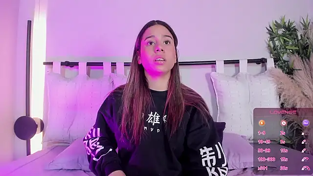 Rachell criss online show from 02-03-26, 06:22