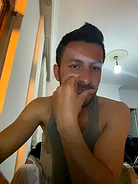 emredenizz07 online show from 11-03-25, 07:15