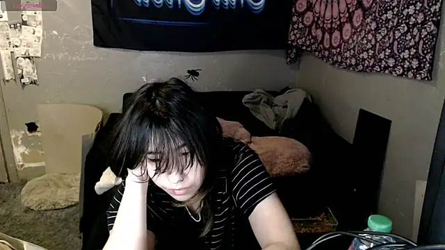 London Ray online show from 10-15-25, 08:47