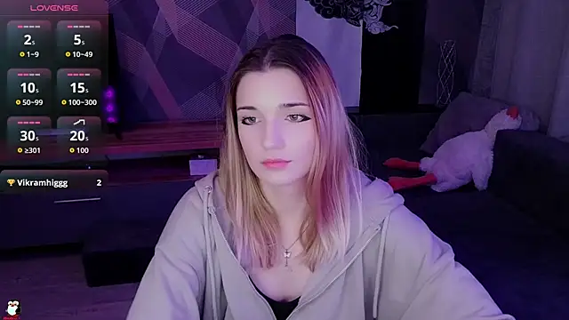 Snapshot of Sandy_Belle chatting on 11-07-25, 07:47 Sandy Belle online show from 11-07-25, 07:47