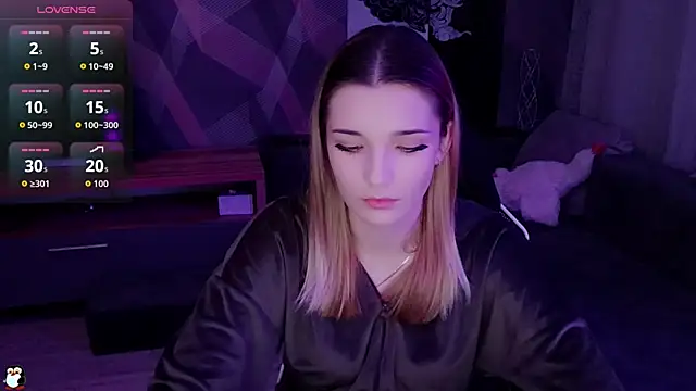 Snapshot of Sandy_Belle chatting on 11-09-25, 04:38 Sandy Belle online show from 11-09-25, 04:38