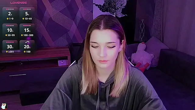 Snapshot of Sandy_Belle chatting on 11-20-25, 07:57 Sandy Belle online show from 11-20-25, 07:57