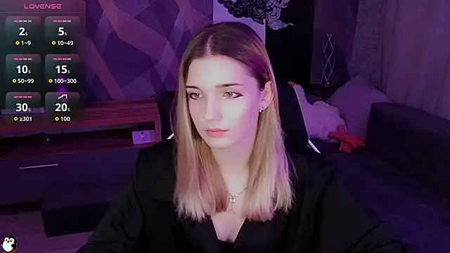 Snapshot of Sandy_Belle chatting on 11-21-25, 09:13 Sandy Belle online show from 11-21-25, 09:13