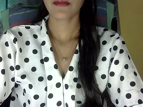 zara Khan0 online show from 10-17-25, 03:31