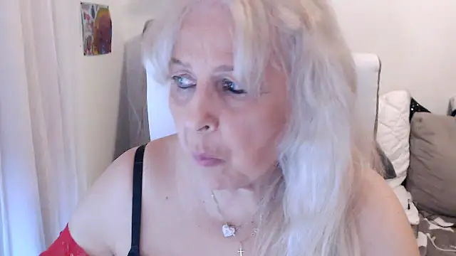 SusiLifeXXX online show from 12-19-25, 07:54