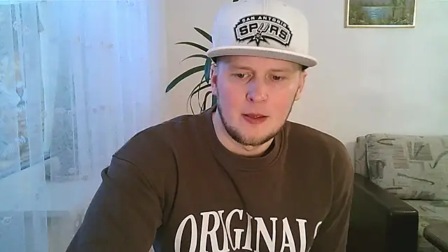 Snapshot of Dartanjanas13 chatting on 12-01-25, 11:15 Dartanjanas13 online show from 12-01-25, 11:15