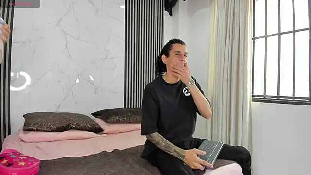 JackAndRosse  online show from 01-15-26, 02:10