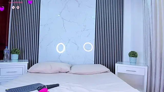 Snapshot of JackAndRosse_ chatting on 03-18-26, 01:58 JackAndRosse online show from 03-18-26, 01:58