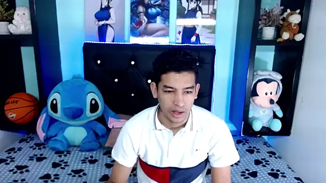 x oliver x online show from 11-08-25, 03:29