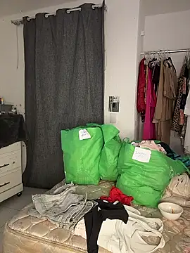 Snapshot of Nia_Desire chatting on 01-13-26, 06:18 Nia Desire online show from 01-13-26, 06:18