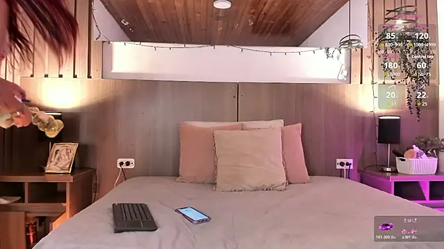 Snapshot of Violet_carson chatting on 02-03-26, 12:43 Violet carson online show from 02-03-26, 12:43