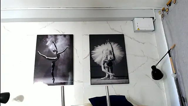 Evaa 18 online show from 11-26-25, 05:58