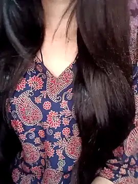 Queen Pooja7 online show from 10-11-25, 05:11