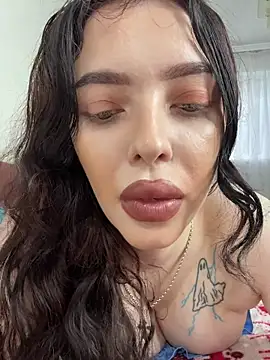 Hannah xBaby online show from 11-23-25, 09:53