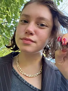 lucy-joy online show from 09-13-25, 07:30