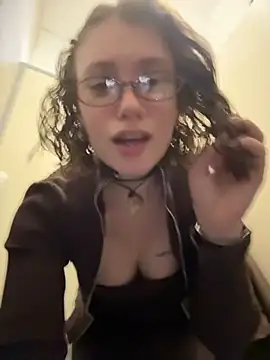 lucy-joy online show from 10-01-25, 10:43