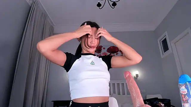 Snapshot of xxxenony___ chatting on 10-16-25, 01:17 xxxenony online show from 10-16-25, 01:17