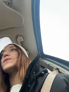 DollyTall online show from 12-18-25, 07:14