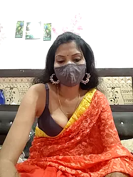 Yourhotsweetgirl online show from 10-12-25, 04:50