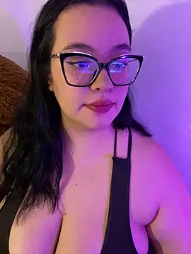 Snapshot of Emily_Taylor2 chatting on 09-14-25, 03:38 Emily Taylor2 online show from 09-14-25, 03:38