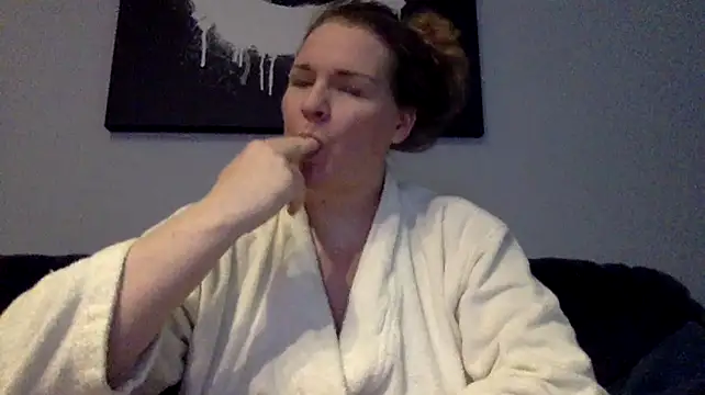 less-is-moore online show from 02-11-26, 01:05