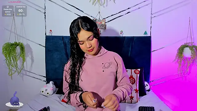 Camilla Miller01 online show from 12-04-25, 12:47