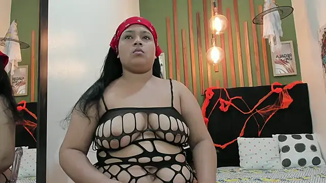 Snapshot of Laura_Sex19 chatting on 11-05-25, 12:05 Laura Sex19 online show from 11-05-25, 12:05