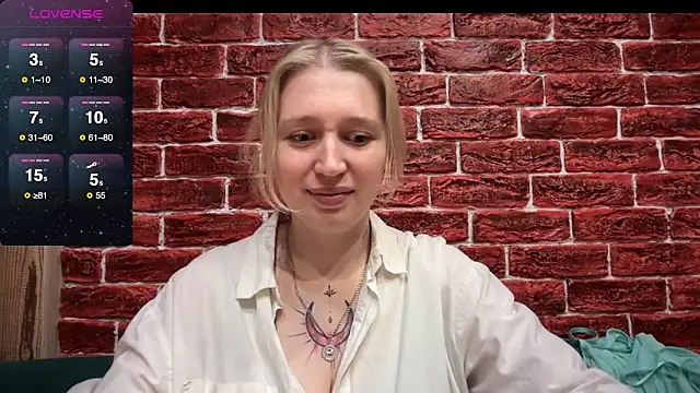 Snapshot of CitrusBlissss chatting on 11-04-25, 02:38 CitrusBlissss online show from 11-04-25, 02:38