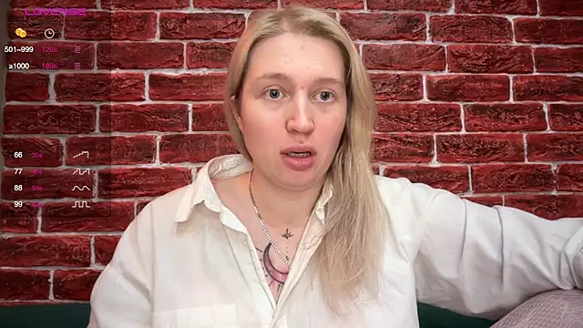 Snapshot of CitrusBlissss chatting on 11-14-25, 12:04 CitrusBlissss online show from 11-14-25, 12:04