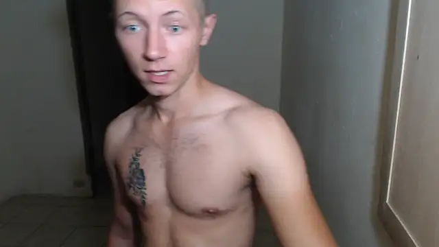 Snapshot of BlondZilla chatting on 11-14-25, 07:40 BlondZilla online show from 11-14-25, 07:40