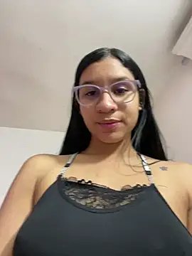 Snapshot of Danny_gonza chatting on 01-17-26, 02:27 Danny gonza online show from 01-17-26, 02:27