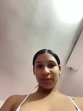 Snapshot of Danny_gonza chatting on 02-16-26, 10:17 Danny gonza online show from 02-16-26, 10:17