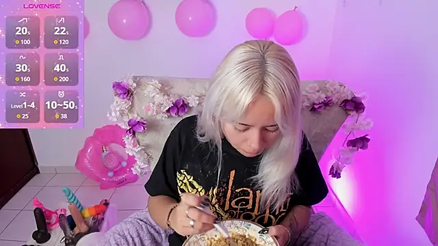 Nataliahenao69 online show from 11-20-25, 03:12