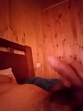 Snapshot of franfjgo chatting on 12-17-25, 06:03 franfjgo online show from 12-17-25, 06:03