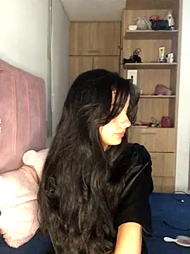 Snapshot of SelinaCatt_ chatting on 11-13-25, 10:52 SelinaCatt online show from 11-13-25, 10:52